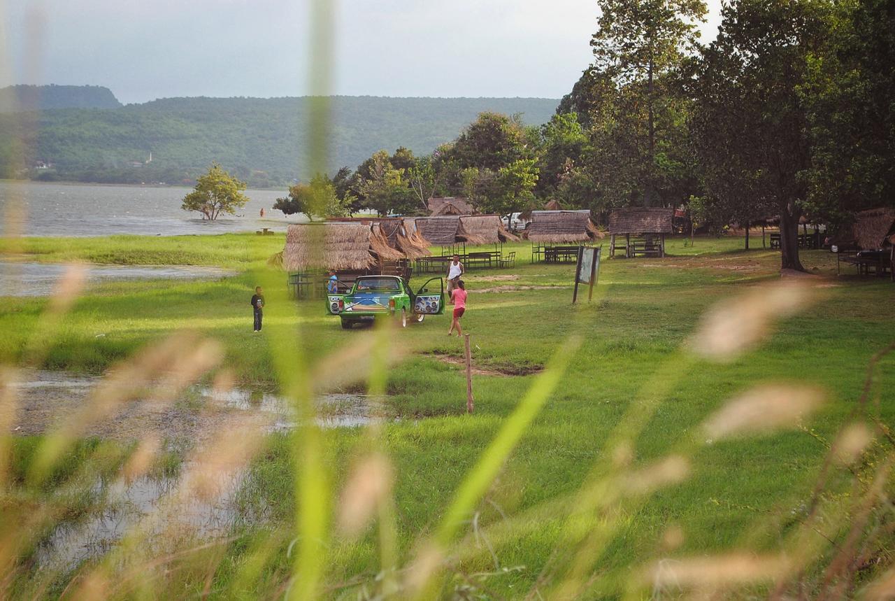 Palmchwa Resort Sikhio Bagian luar foto
