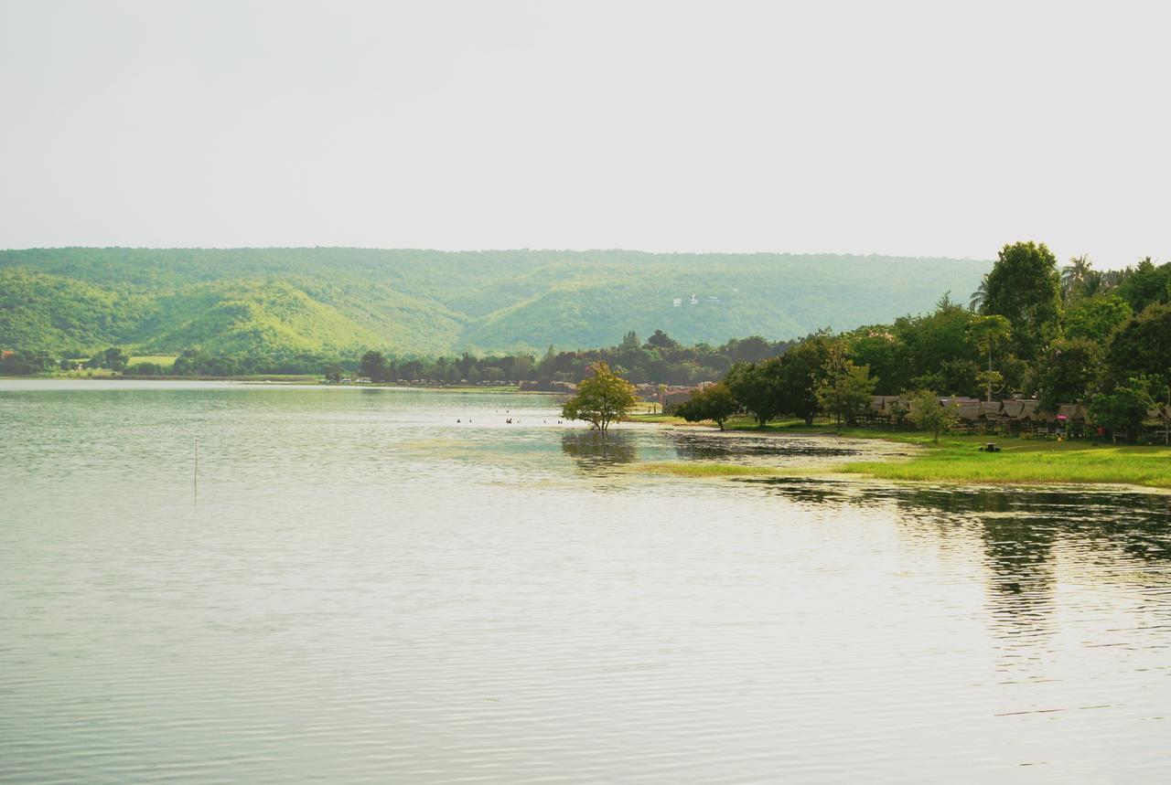 Palmchwa Resort Sikhio Bagian luar foto